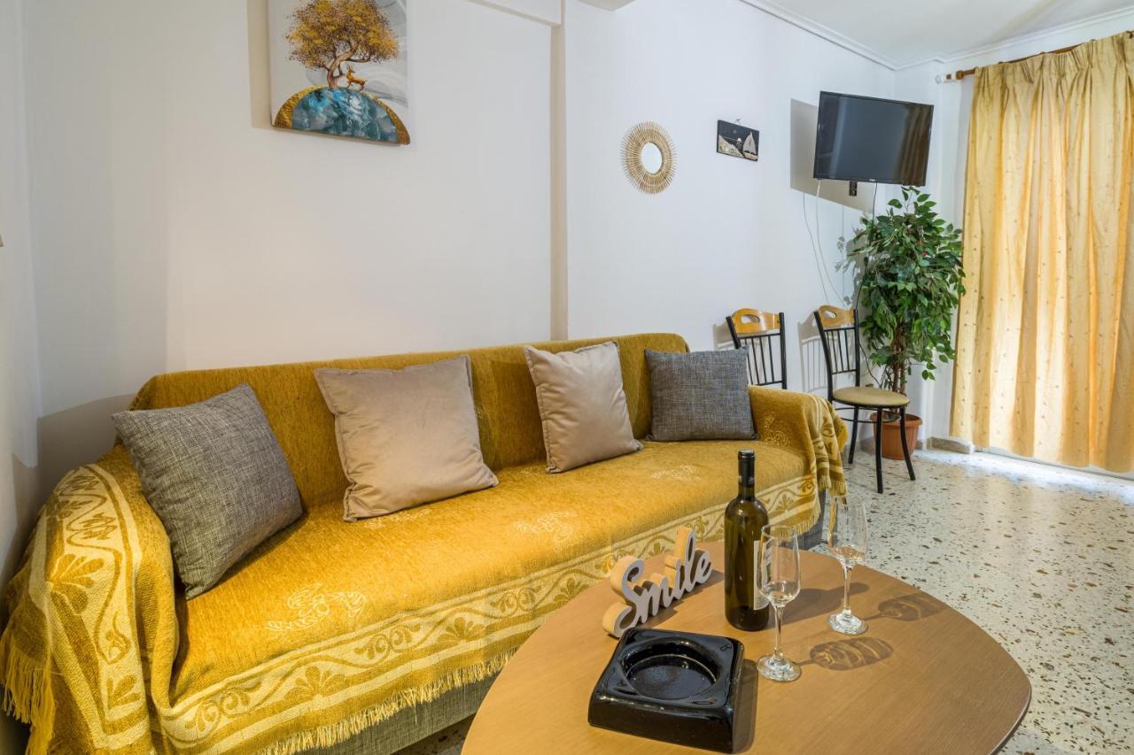 Loutraki Beach & Casino Condo Dış mekan fotoğraf